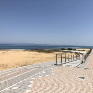 浦県民サンビーチの海水浴場遊歩道