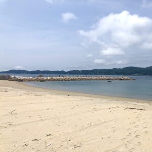 沼島海水浴場の砂浜